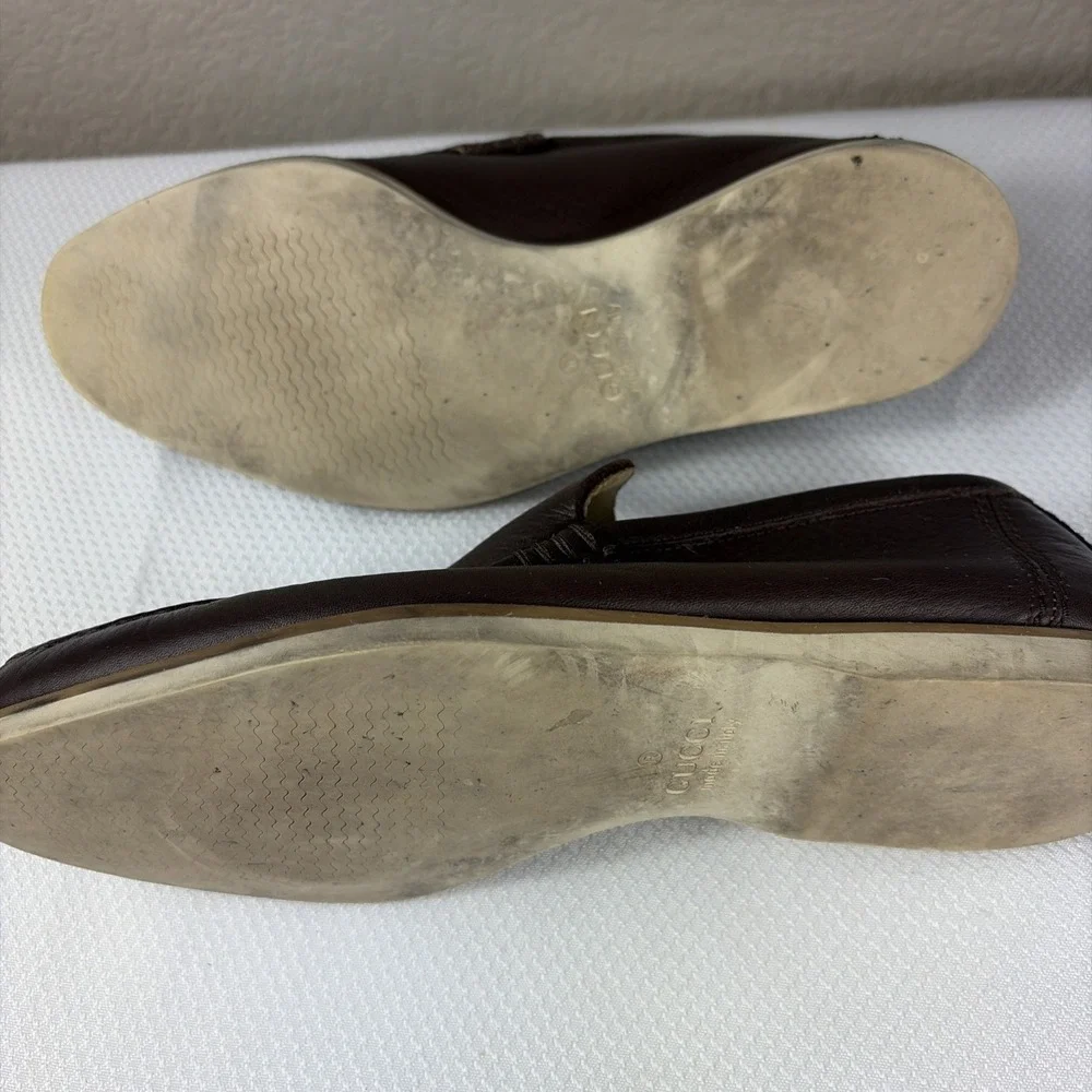 GUCCI BROWN LEATHER SLIP ON LOAFERS WITH BLUE + RED RIBBON HEEL SIZE 6.5 D